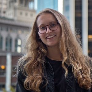 Meet your Posher, Vialina